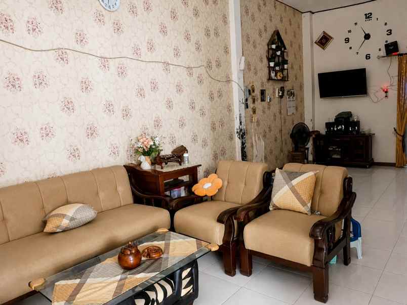 dijual cepat rumah rungkut kota surabaya