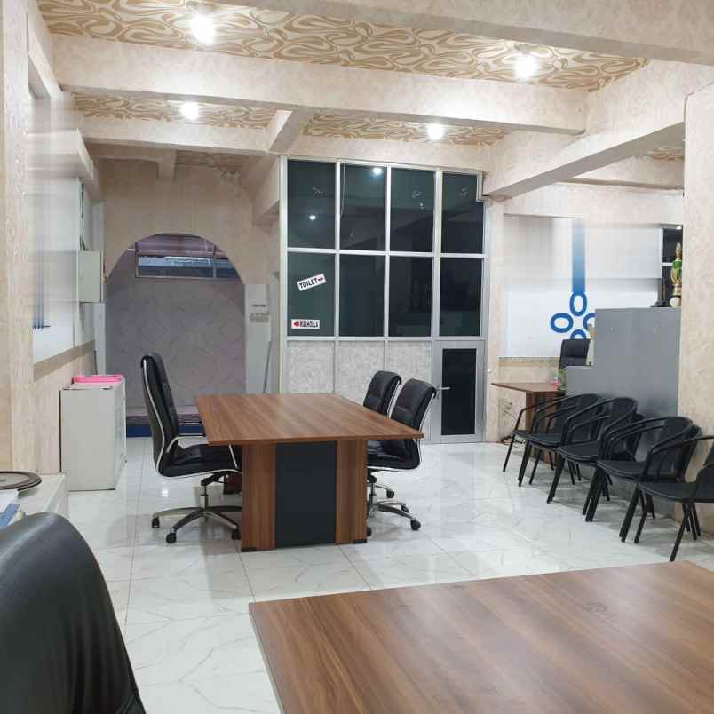 dijual gedung siap pakai strategis di area tanah abang