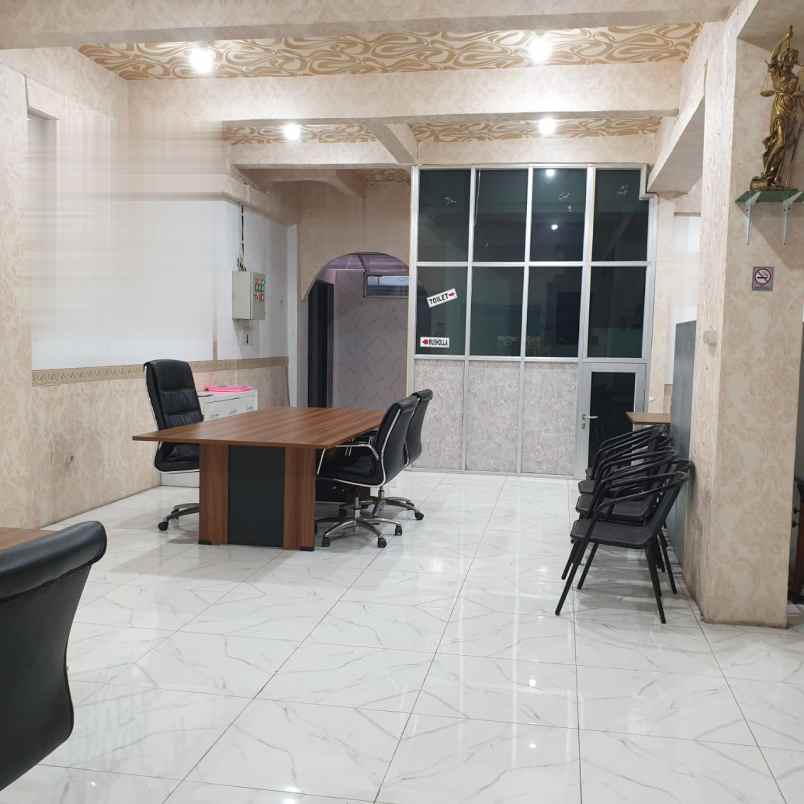 dijual gedung siap pakai strategis di area tanah abang
