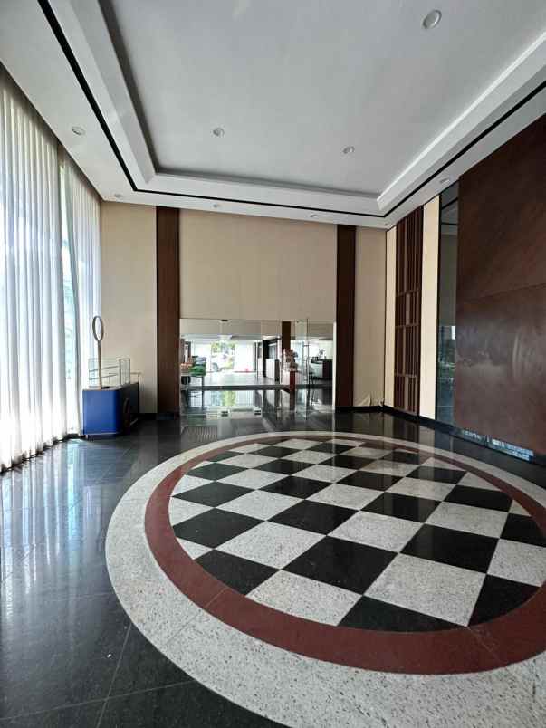 dijual hotel royal regal surabaya