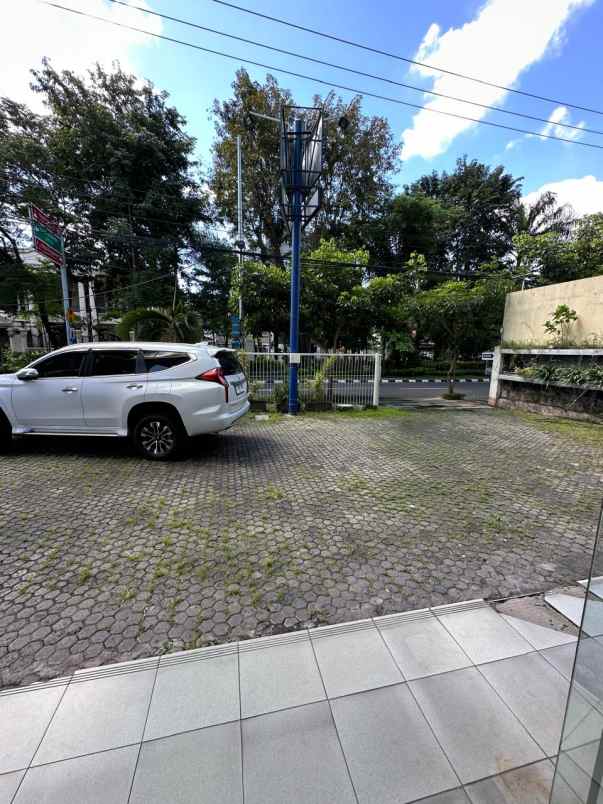 dijual hotel royal regal surabaya