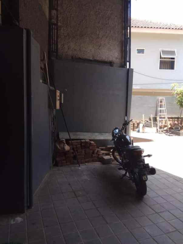 dijual kost dalem kaum