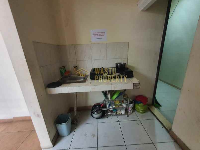dijual kost jl kp kramat 49 rt 1 rw 4
