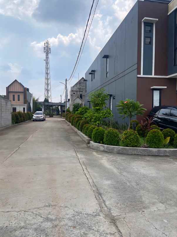 dijual kost jln raya cikunir rawa