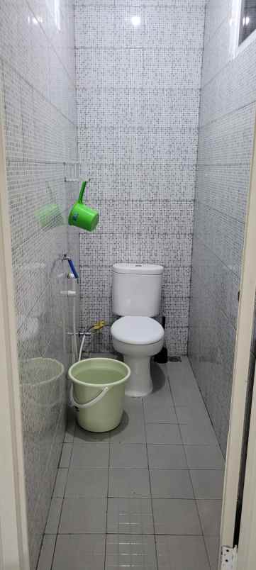 dijual kost sarimanah