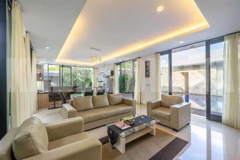 dijual luxury villa nusa dua view laut
