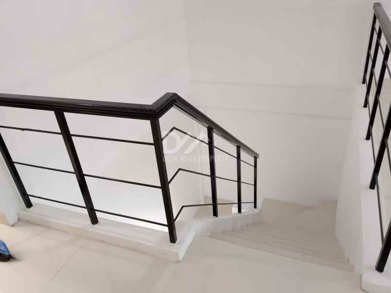 dijual ruko bagus terenovasi di gading serpong