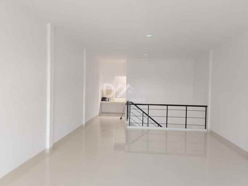 dijual ruko bagus terenovasi di gading serpong