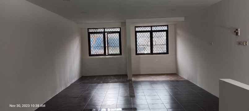 dijual ruko di boulevard raya