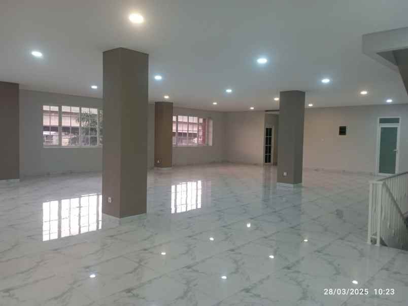 dijual ruko gudang kantor inspeksi saluran jakarta timur