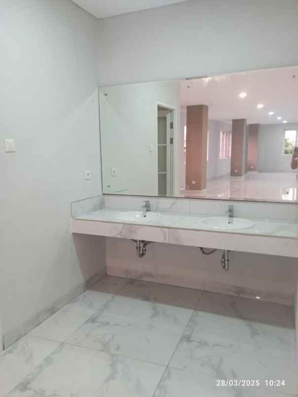 dijual ruko gudang kantor inspeksi saluran jakarta timur