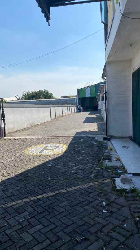 dijual ruko gudang kantor jalan raya hulaan