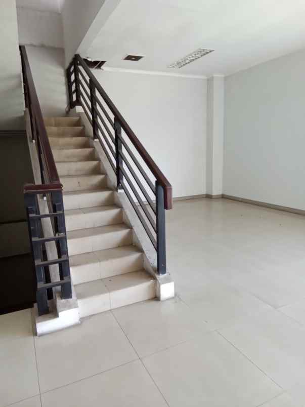 dijual ruko gudang kantor jl h sa aba meruya selatan
