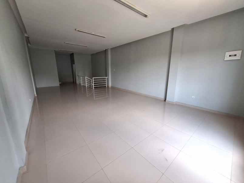 dijual ruko gudang kantor lingkar timur