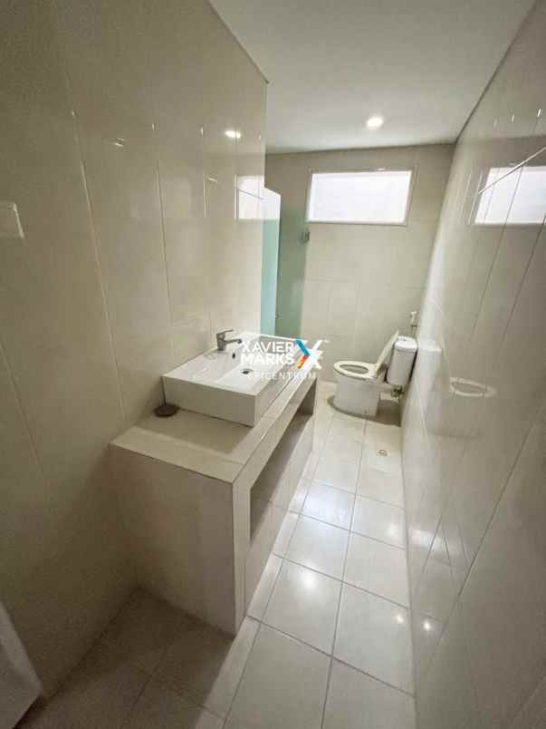 dijual ruko gudang kantor ngagel jaya indah