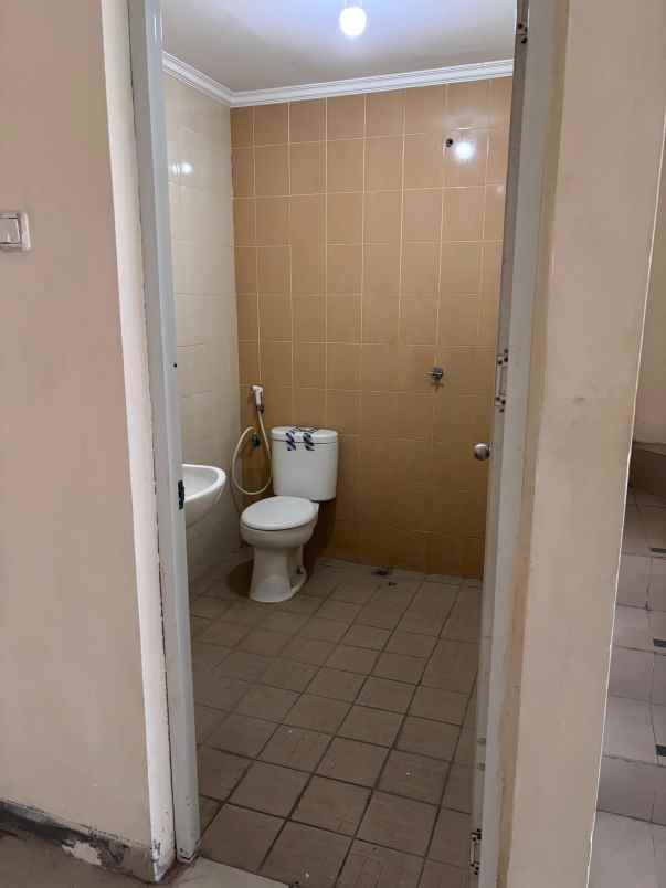 dijual ruko gudang kantor rukan green lake city