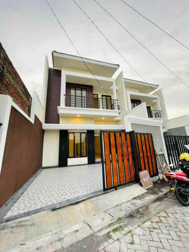 dijual rumah 2lt medokan ayu tambak surabaya timur