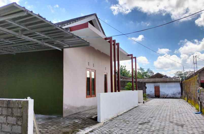 dijual rumah 4 menit dawet ringin