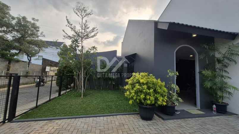 dijual rumah ala villa di ciater bsd city