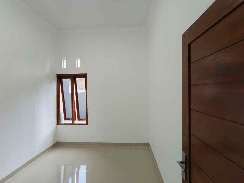 dijual rumah balecatur kec gamping