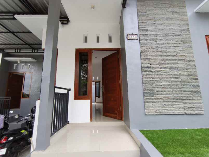 dijual rumah balecatur kec gamping