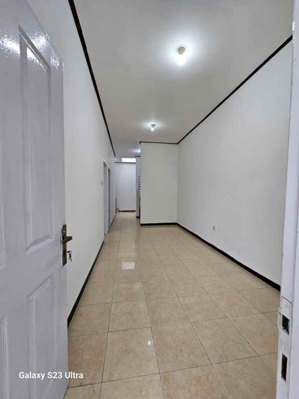 dijual rumah bulak rukem