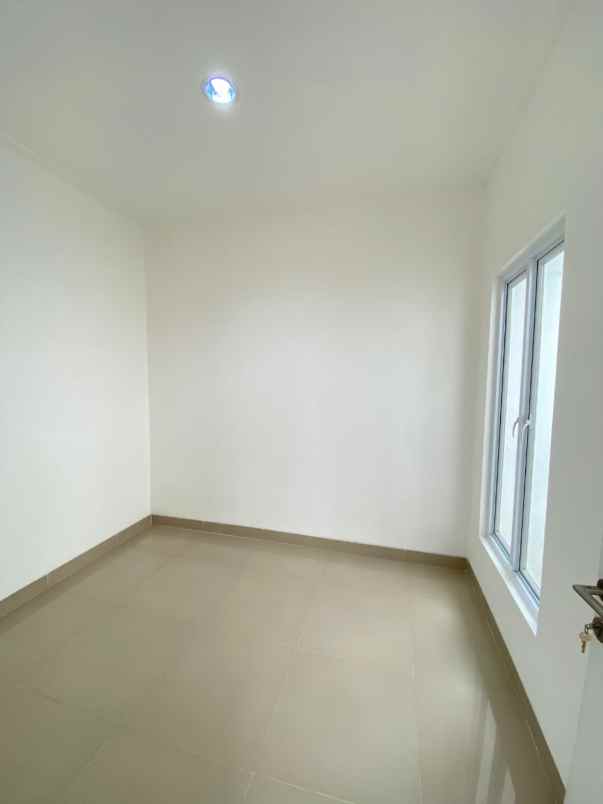 dijual rumah cibogo cisauk