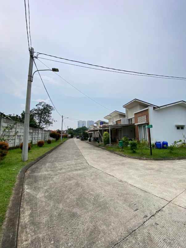 dijual rumah cibogo cisauk