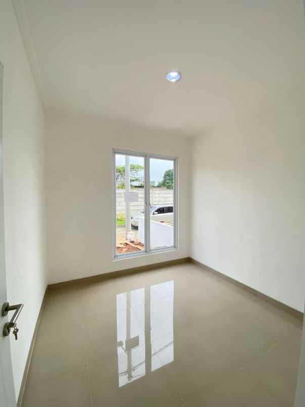 dijual rumah cibogo cisauk