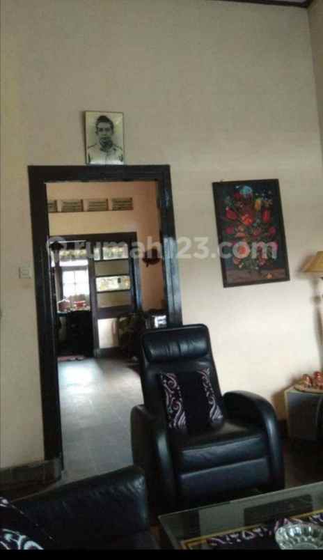 dijual rumah cicendo