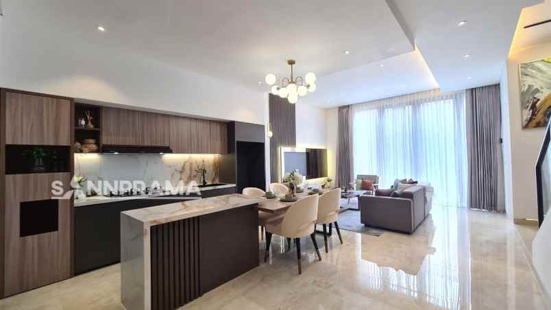 dijual rumah ciganjur