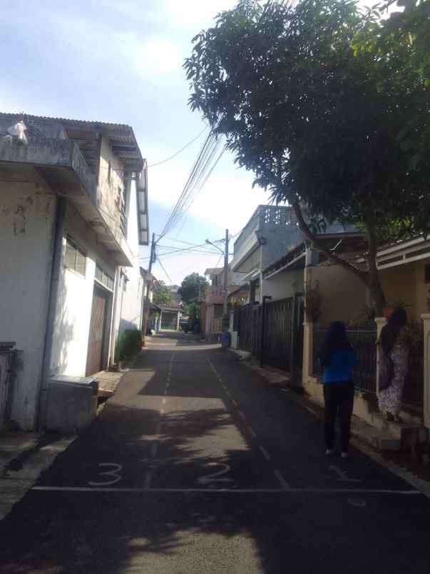 dijual rumah cipageran