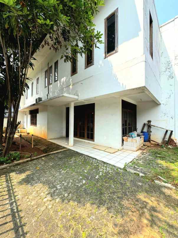 dijual rumah cipete selatan