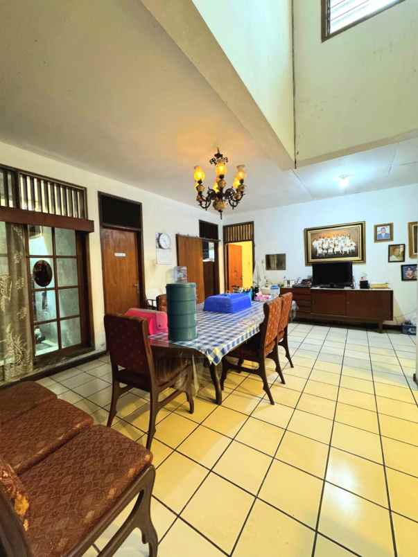 dijual rumah cipete selatan