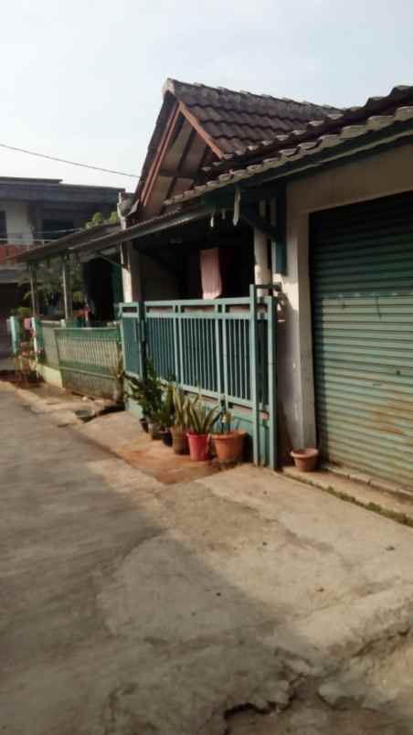 dijual rumah cipeucang