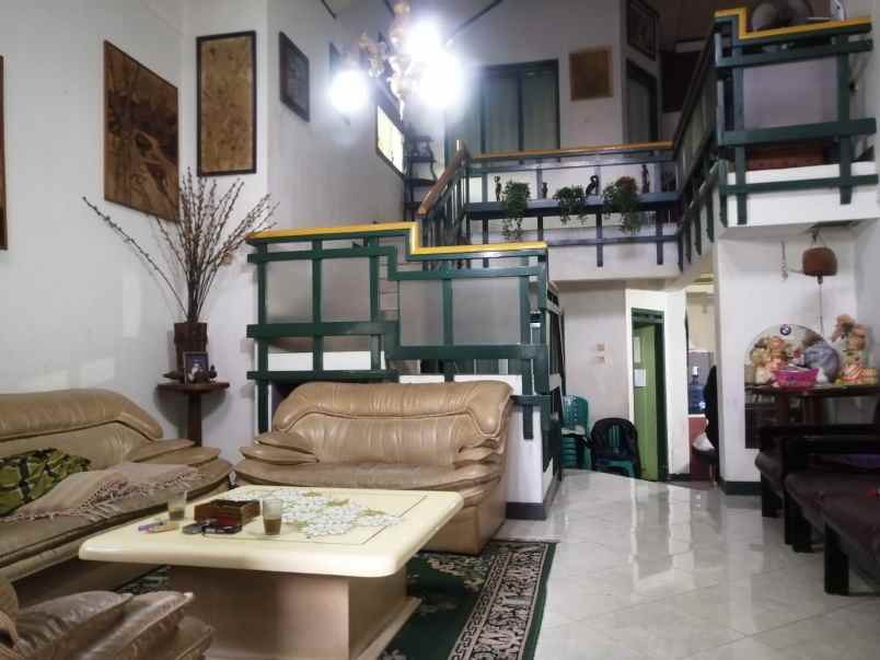dijual rumah cisitu indah sayap dago