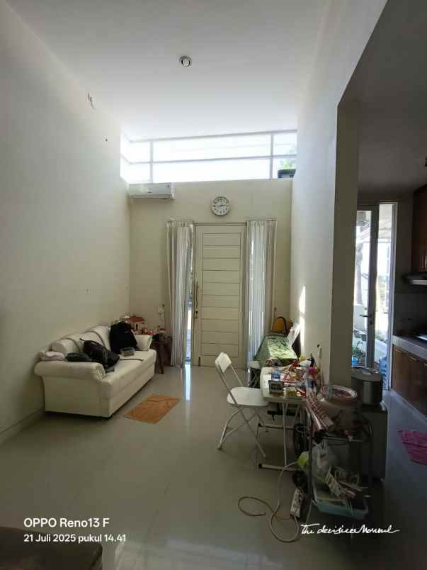 dijual rumah citra grand