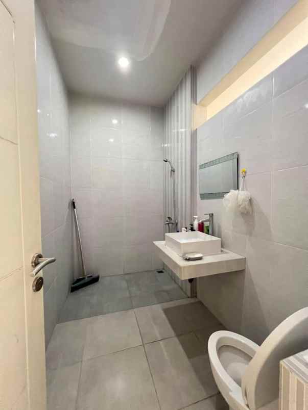 dijual rumah citraland alam hijau