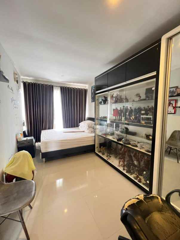 dijual rumah citraland alam hijau