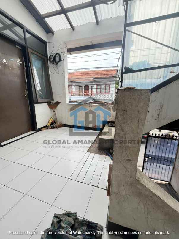 dijual rumah ciwaruga