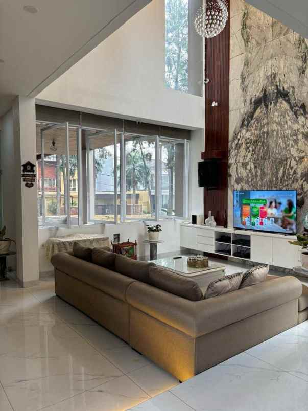 dijual rumah cluster amalfi di jl raya