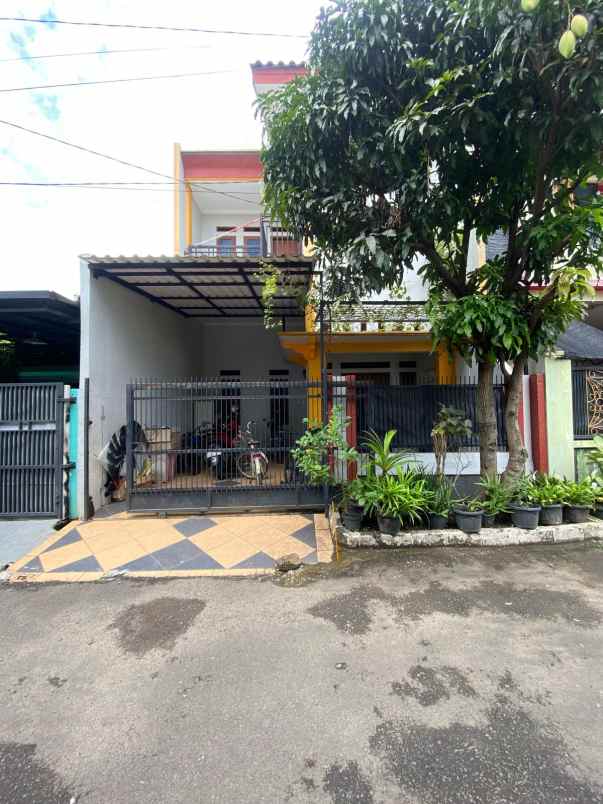 dijual rumah cluster graha batu karang