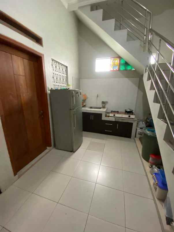 dijual rumah cluster graha batu karang