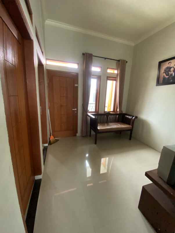 dijual rumah cluster graha batu karang