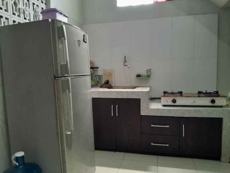 dijual rumah cluster graha batu karang