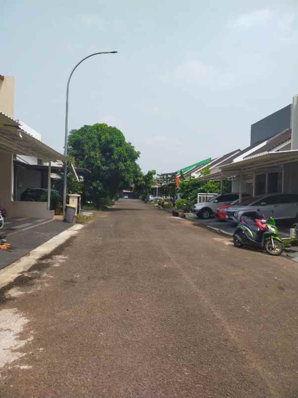 dijual rumah cluster lemonade grand