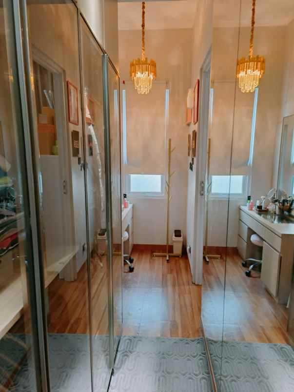 dijual rumah cluster the height jl raya