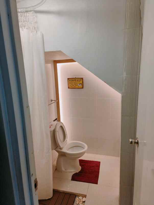 dijual rumah cluster the height jl raya