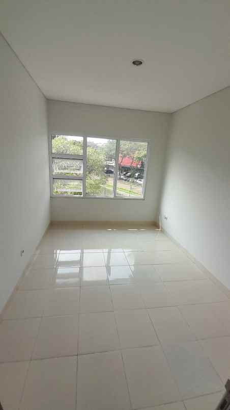 dijual rumah cluster virginia village