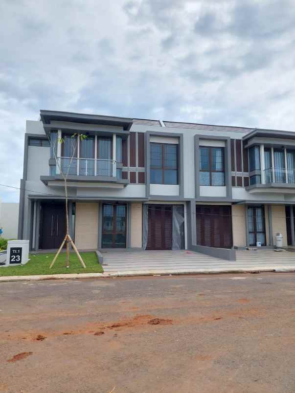 dijual rumah cpi loasri